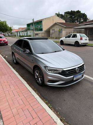 VOLKSWAGEN JETTA 1.4 250 TSI TOTAL FLEX R-LINE TIPTRONIC